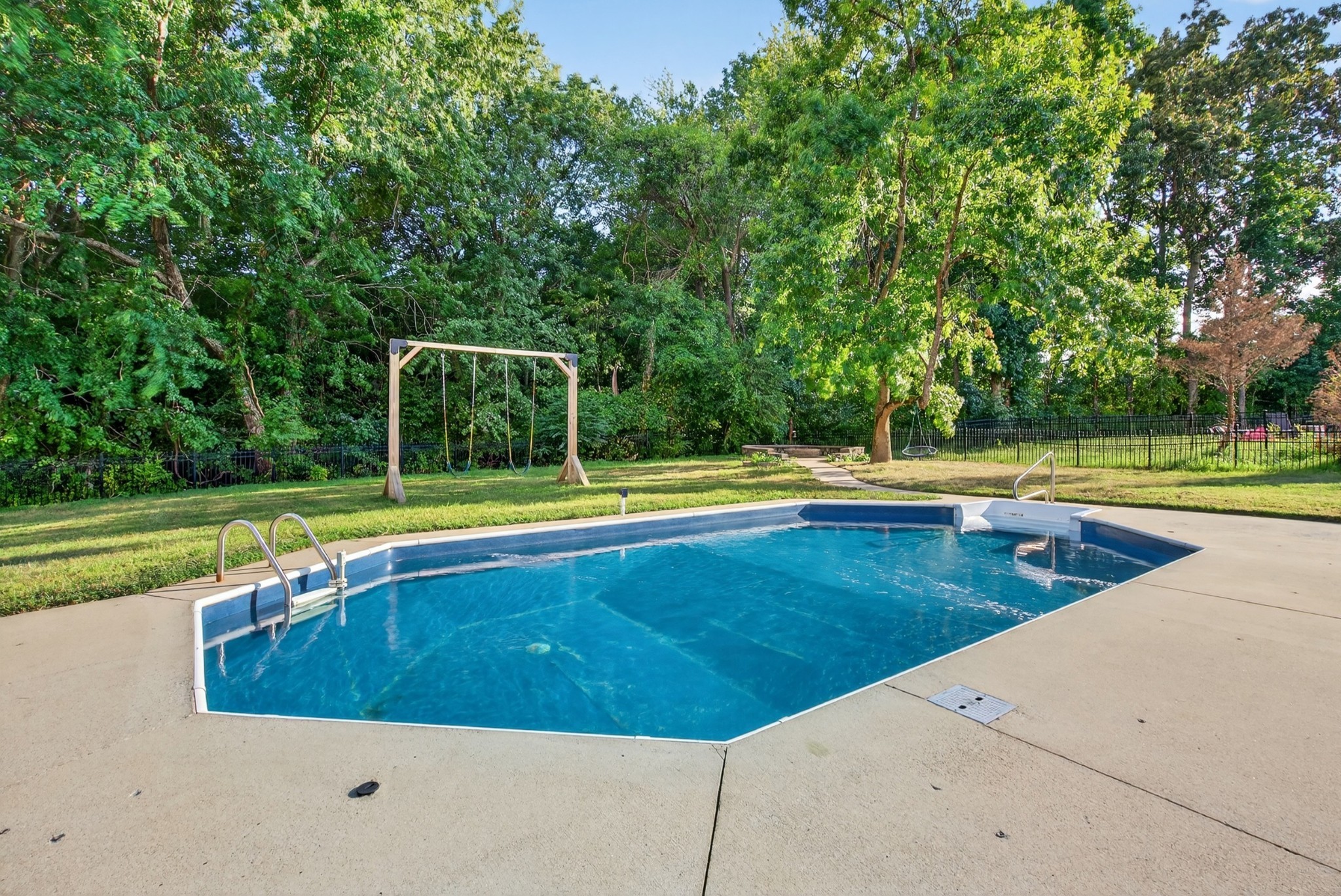 966 Willow Circle Clarksville TN 37043