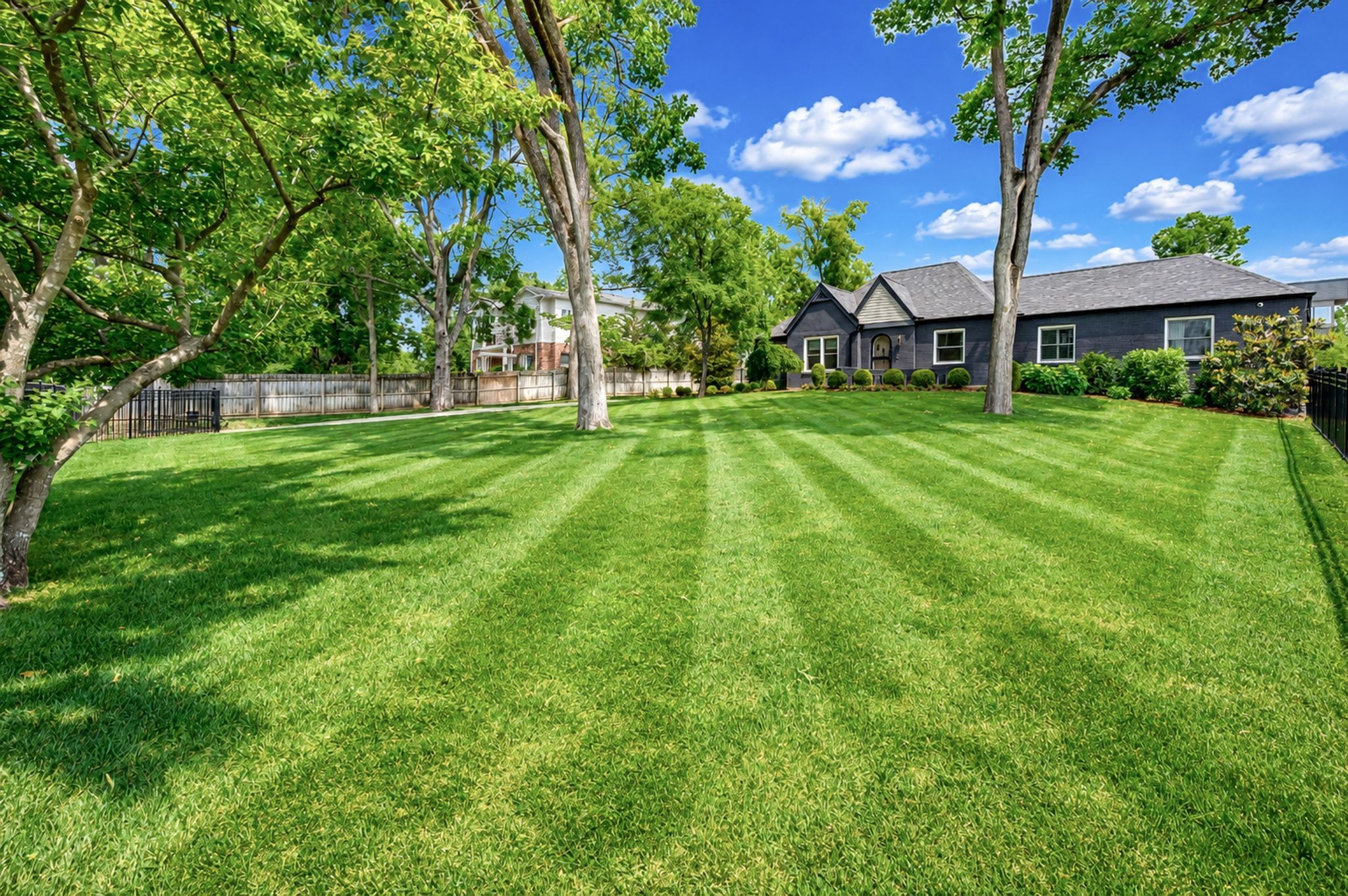 2012 Cedar Lane Nashville TN 37212