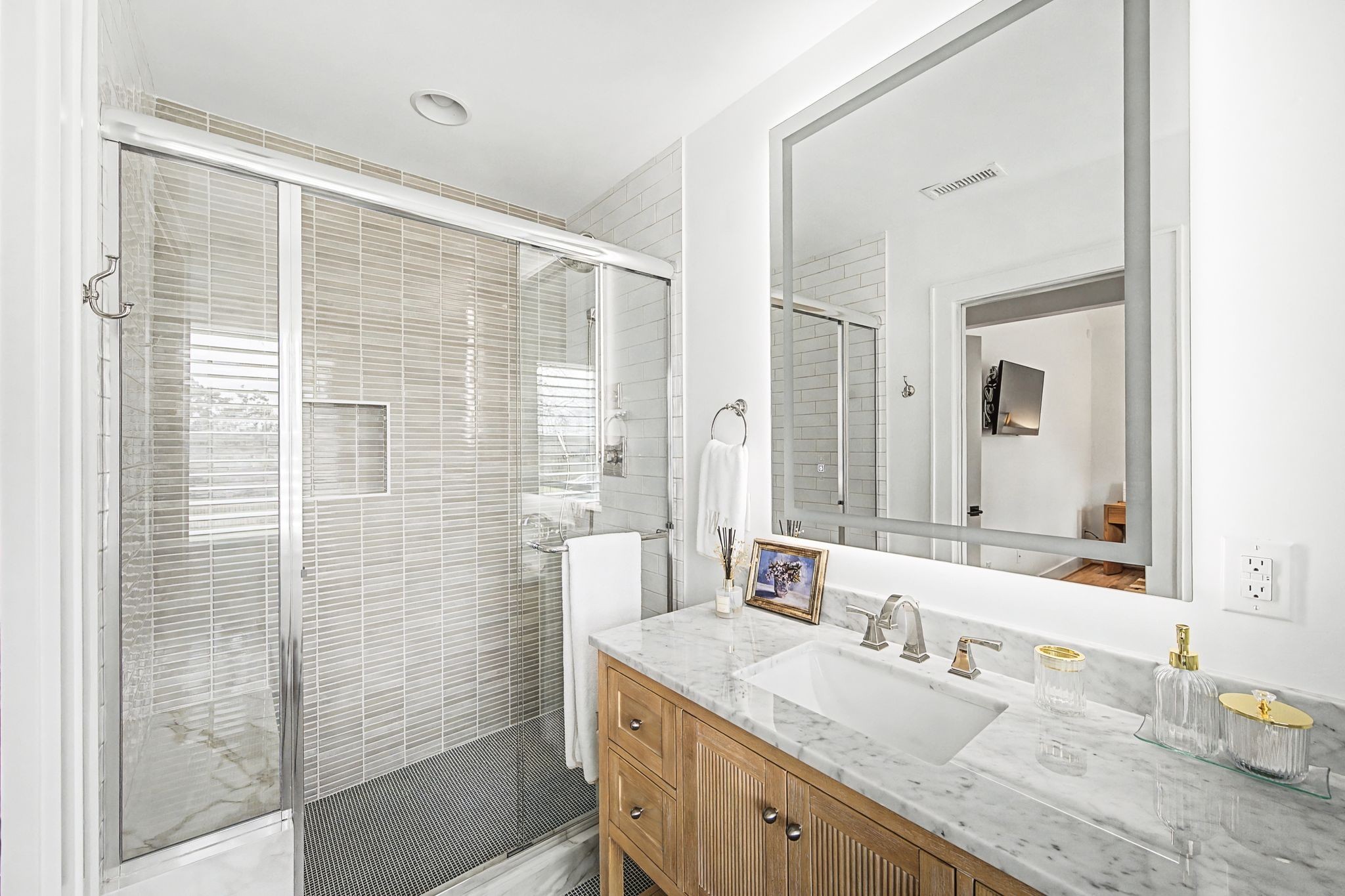 2012 Cedar Lane Nashville TN 37212