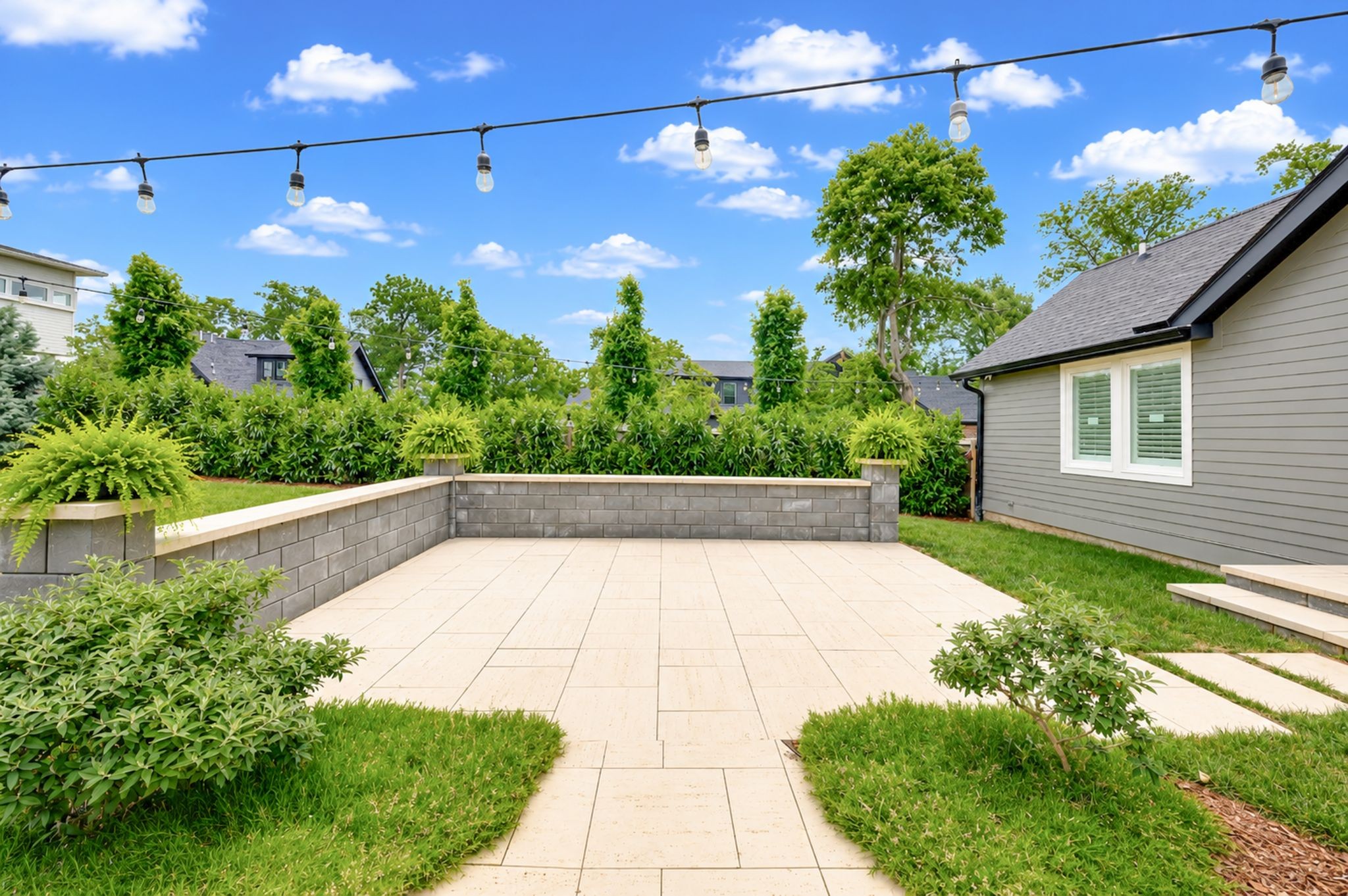 2012 Cedar Lane Nashville TN 37212