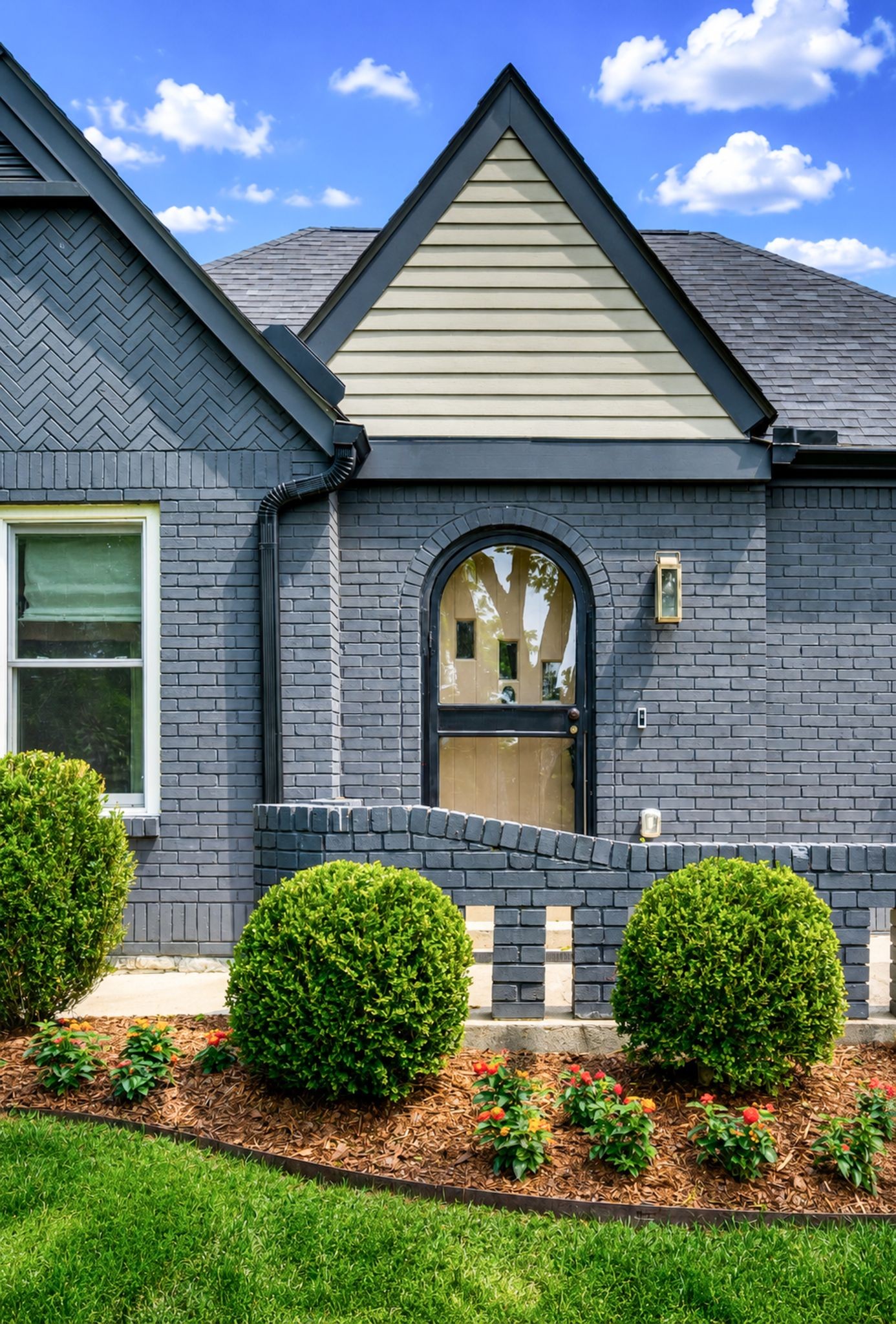 2012 Cedar Lane Nashville TN 37212