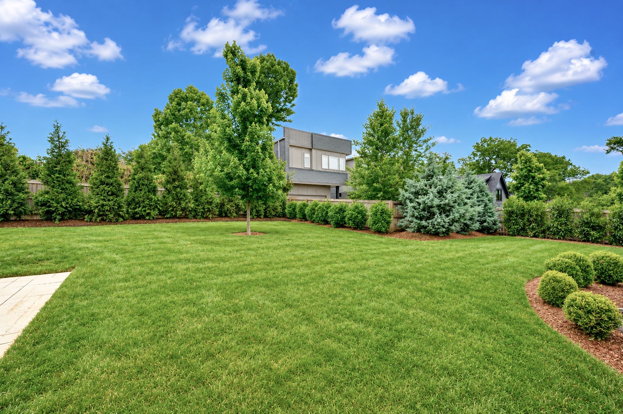 2012 Cedar Lane Nashville TN 37212