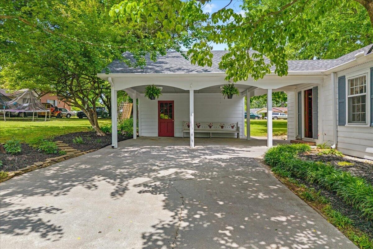 1622 Velma Road Athens TN 37303