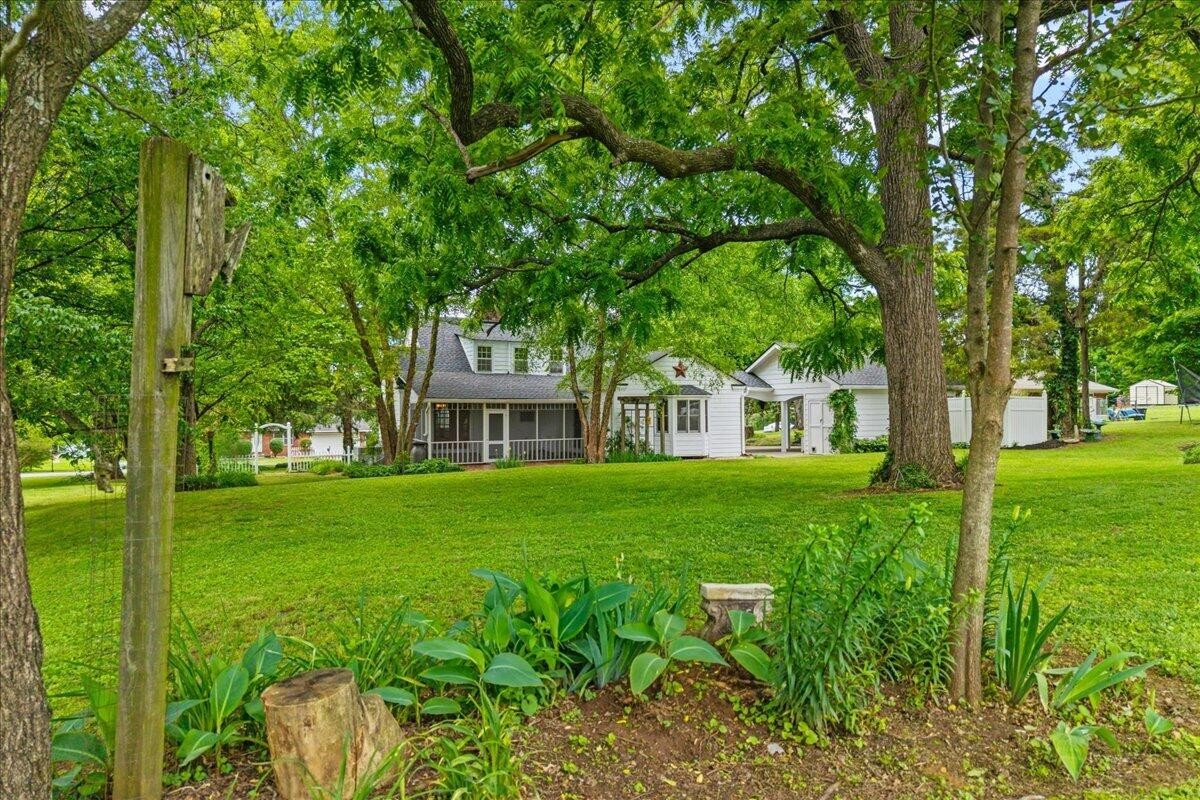 1622 Velma Road Athens TN 37303