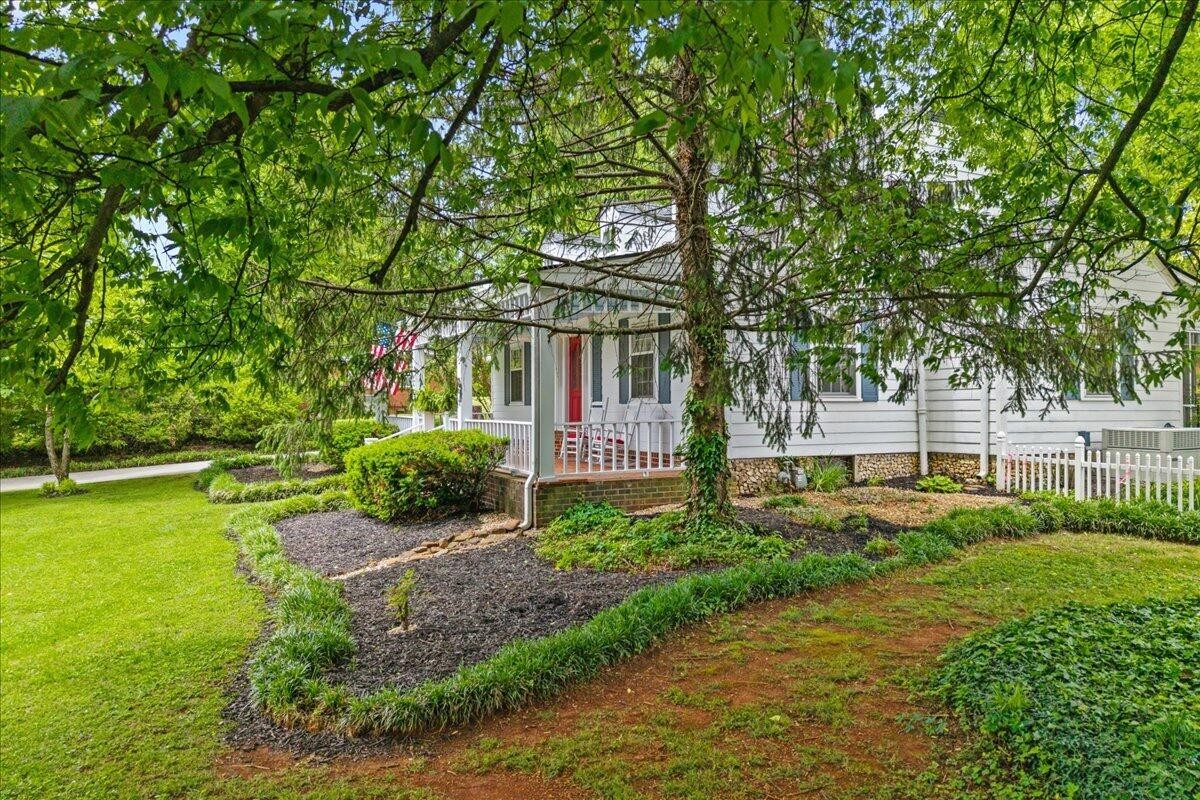 1622 Velma Road Athens TN 37303
