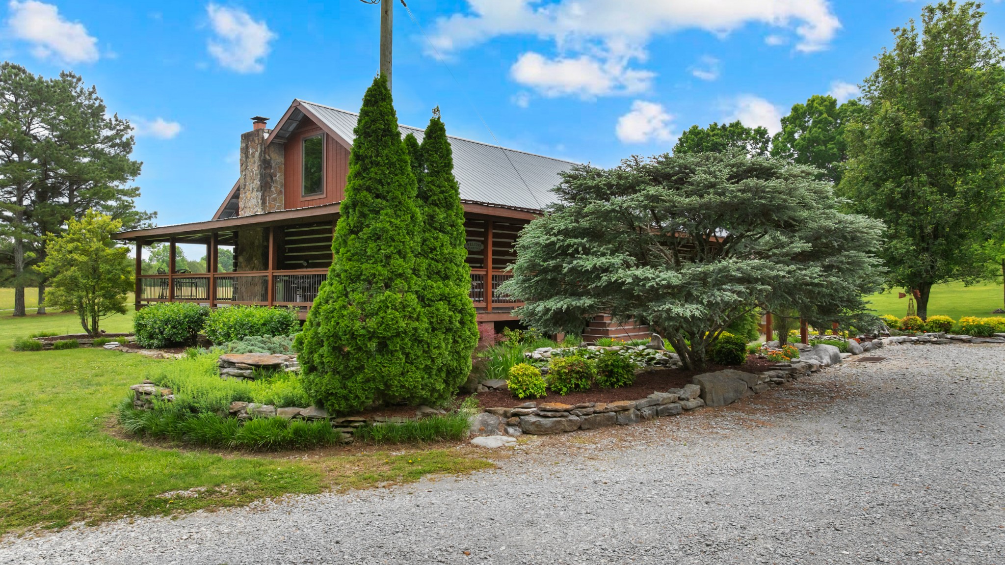 990 Bugscuffle Road Wartrace TN 37183