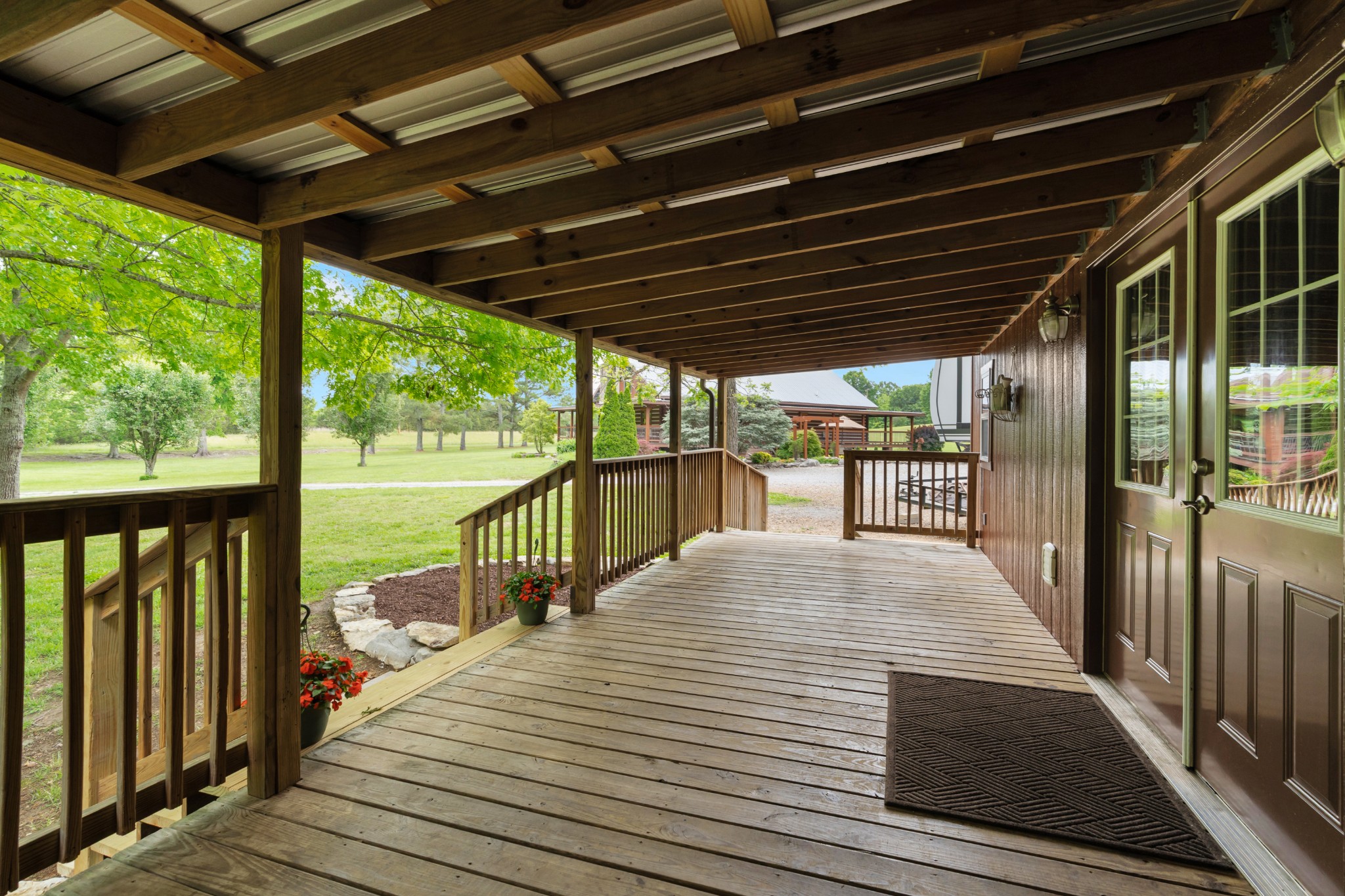990 Bugscuffle Road Wartrace TN 37183