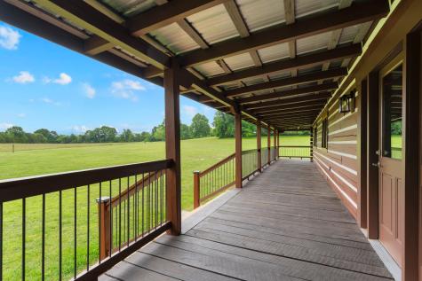 990 Bugscuffle Road Wartrace TN 37183