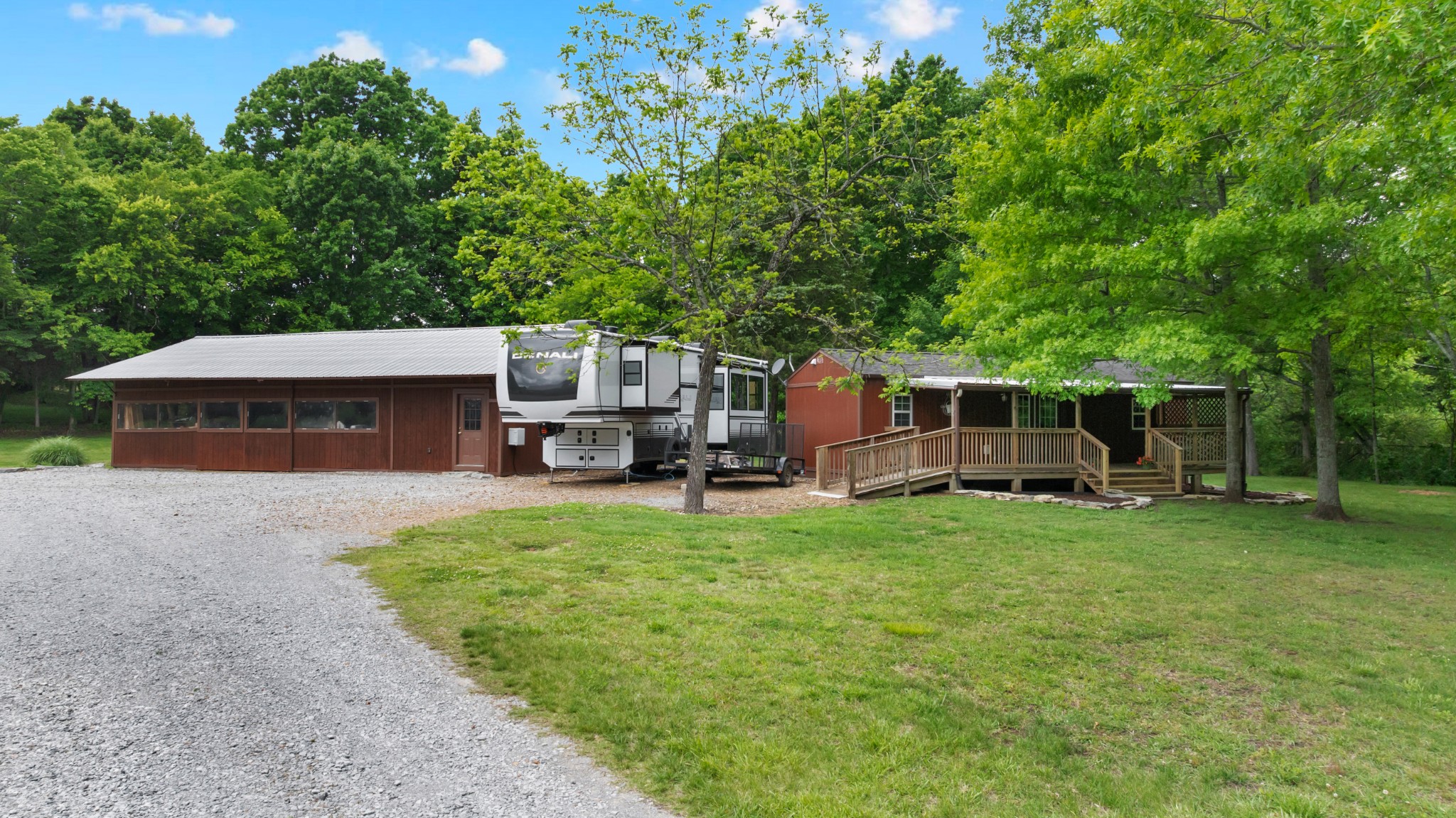 990 Bugscuffle Road Wartrace TN 37183