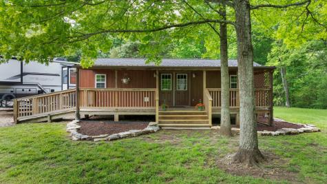 990 Bugscuffle Road Wartrace TN 37183