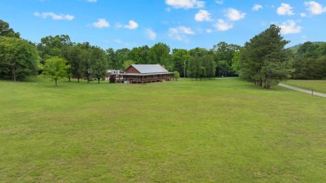 990 Bugscuffle Road Wartrace TN 37183