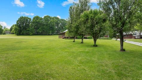 990 Bugscuffle Road Wartrace TN 37183