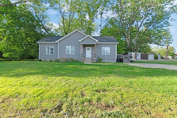 636 Wilson Street Greenbrier TN 37073