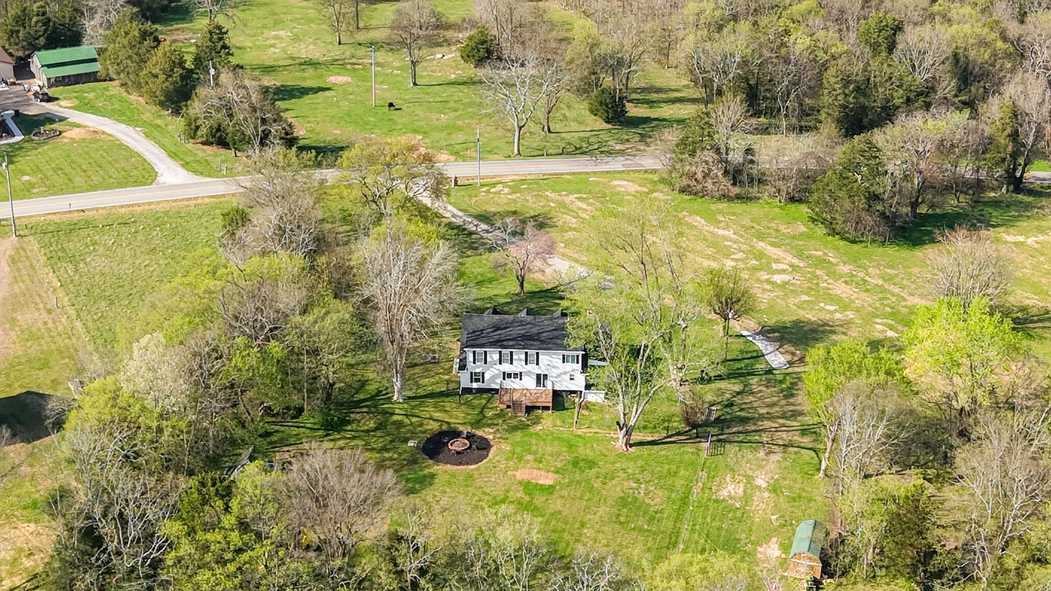 1870 Walnut Grove Road Hartsville TN 37074