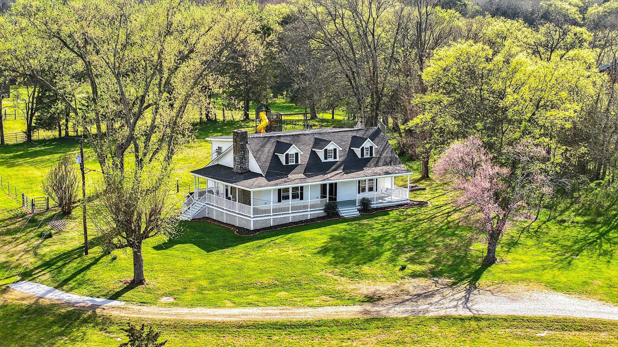 1870 Walnut Grove Road Hartsville TN 37074