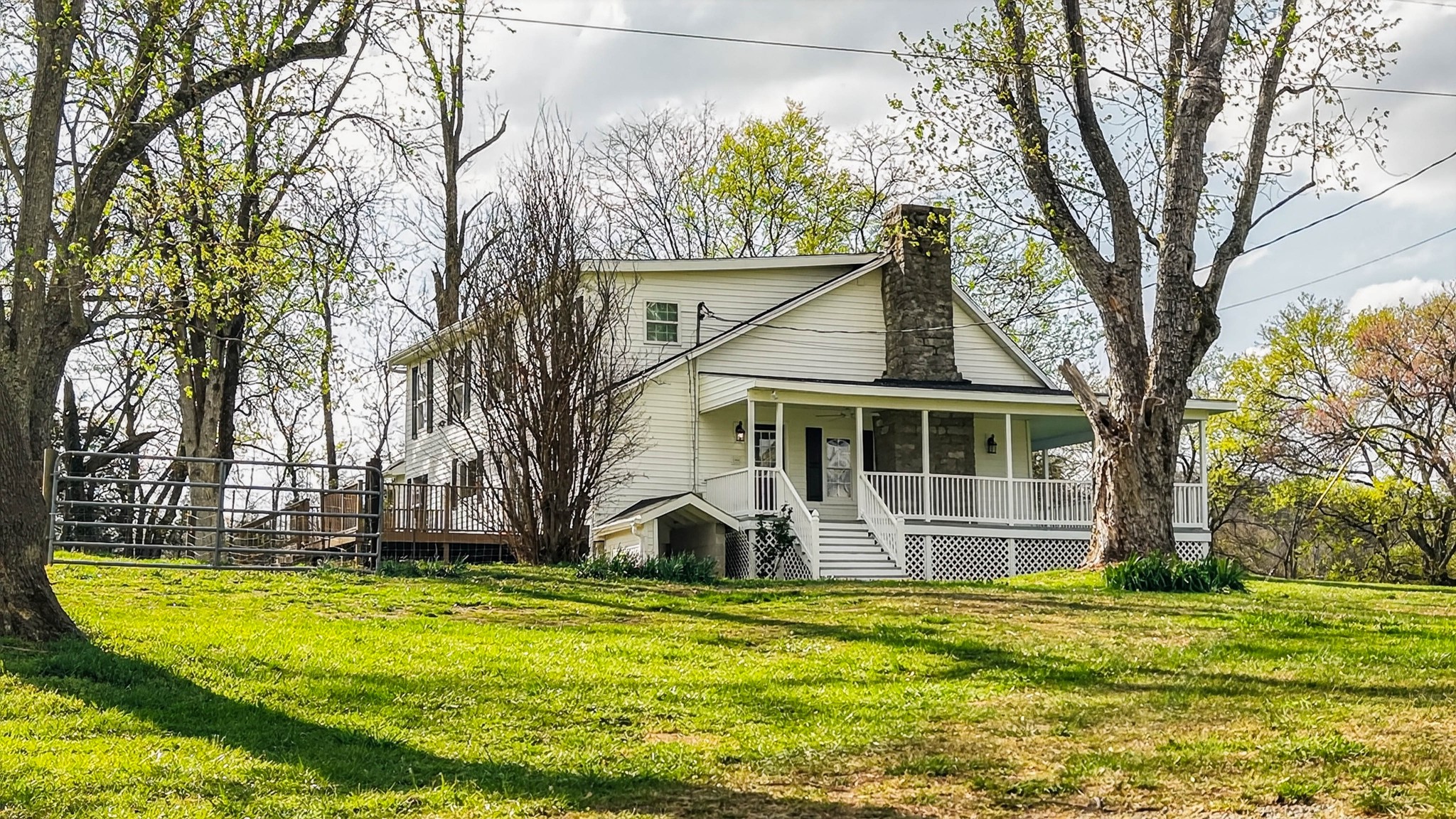 1870 Walnut Grove Road Hartsville TN 37074