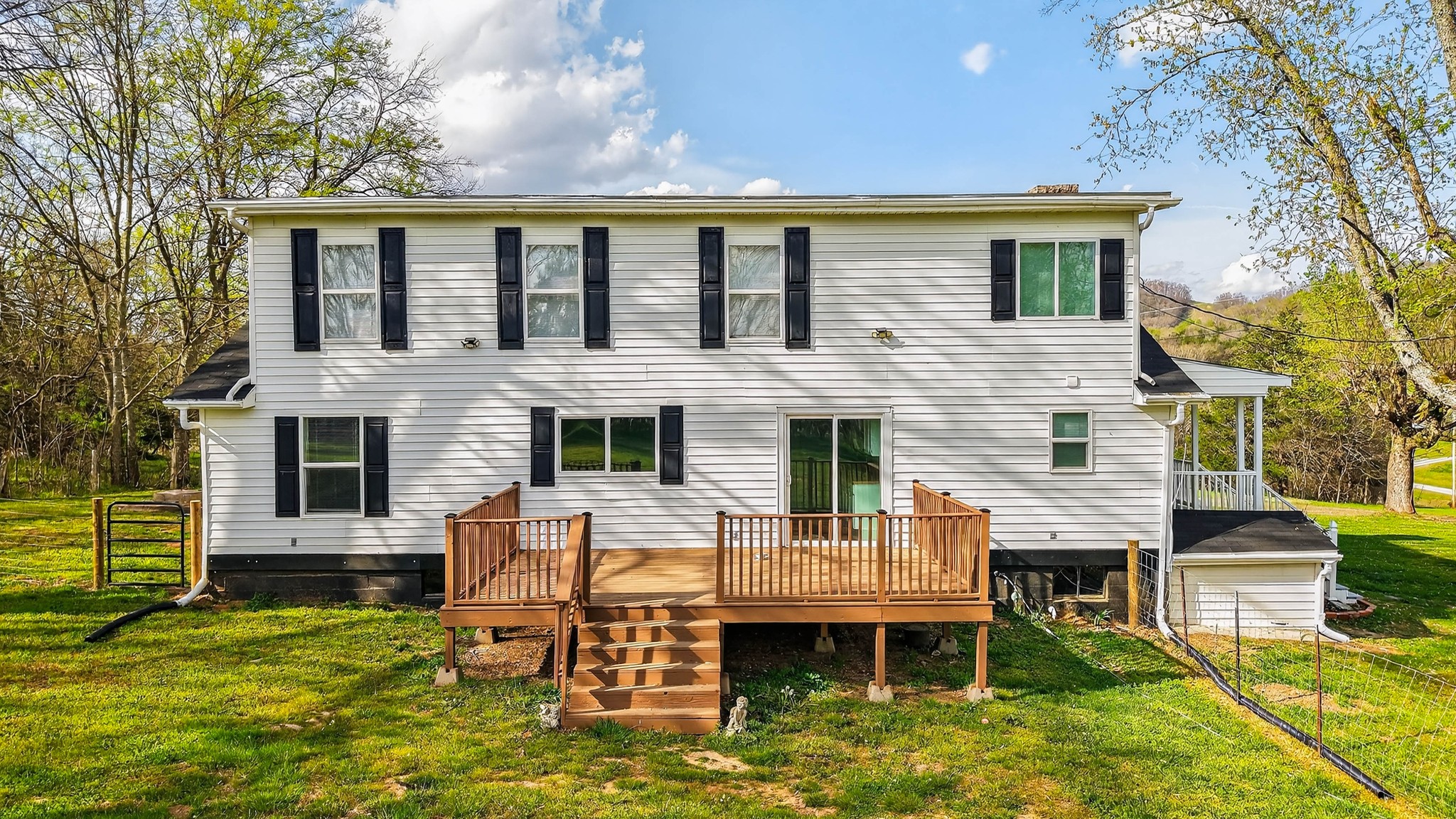 1870 Walnut Grove Road Hartsville TN 37074