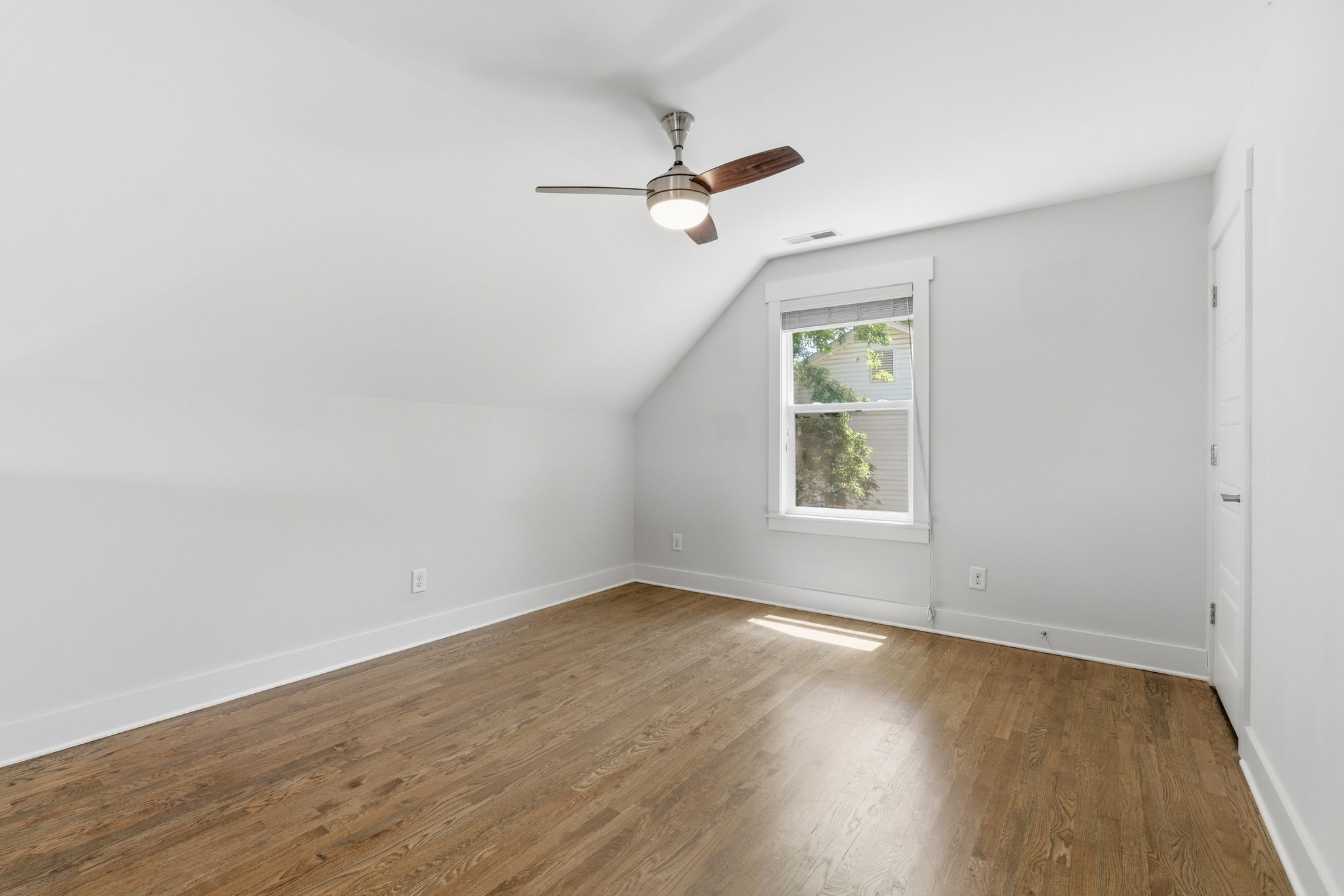 1224 Bessie Avenue Nashville TN 37207