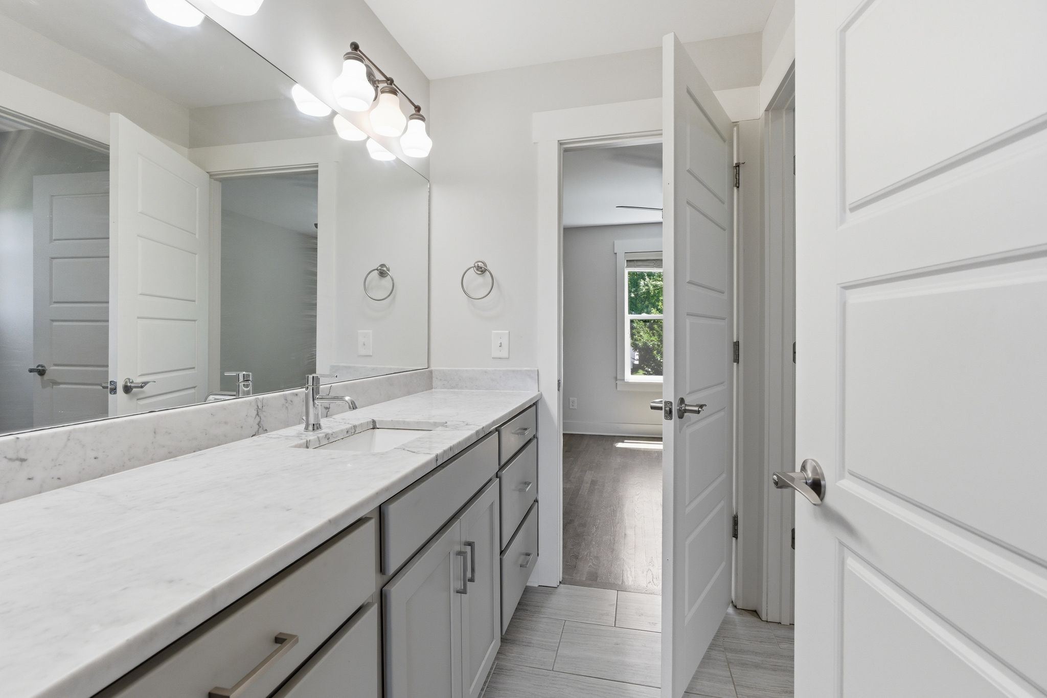 1224 Bessie Avenue Nashville TN 37207