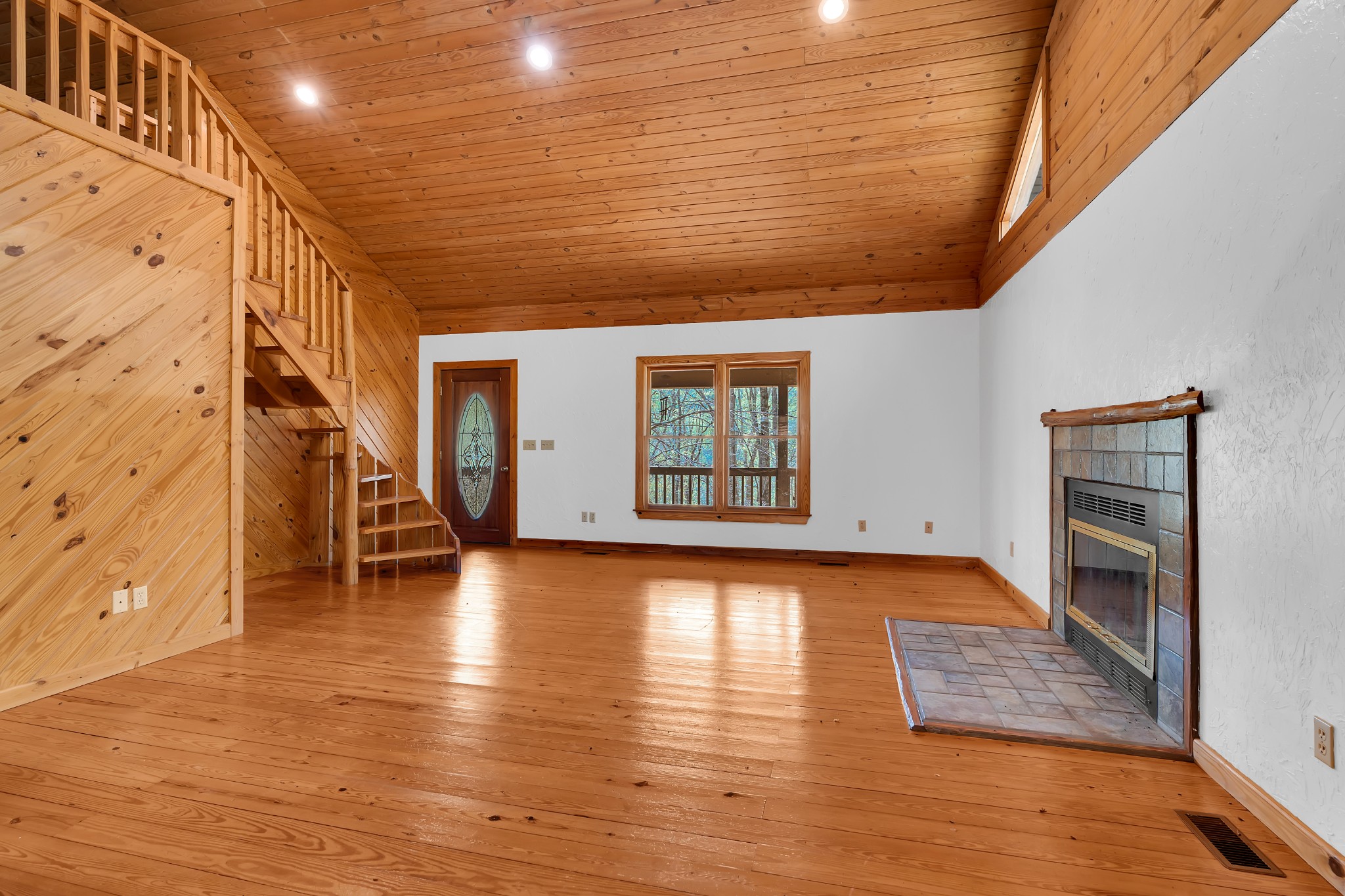 551 Shippmans Creek Road Wartrace TN 37183