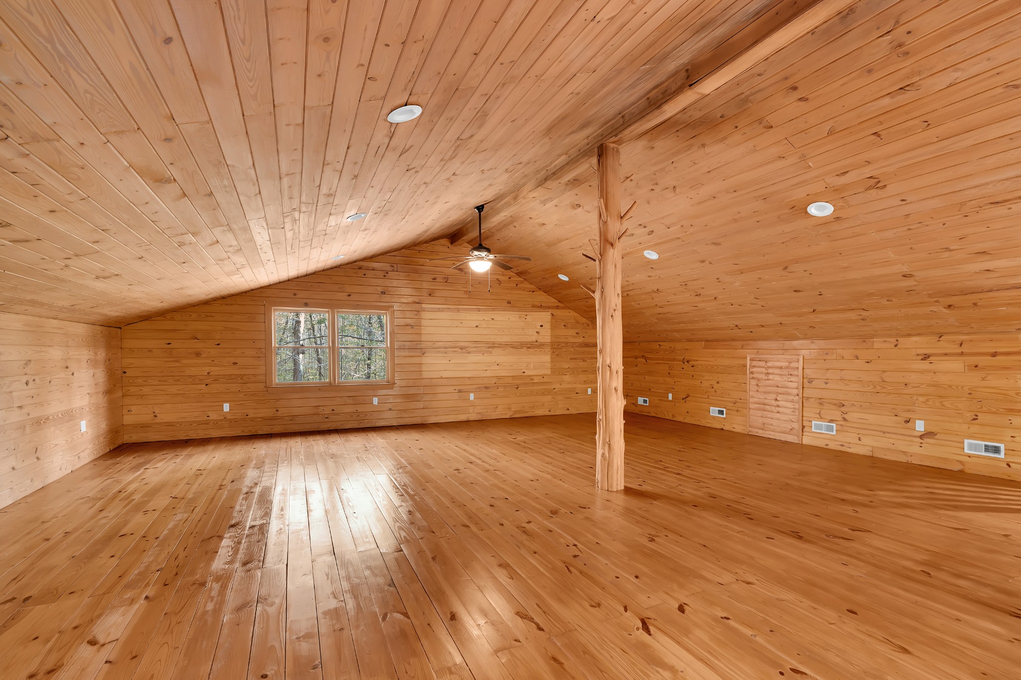 551 Shippmans Creek Road Wartrace TN 37183