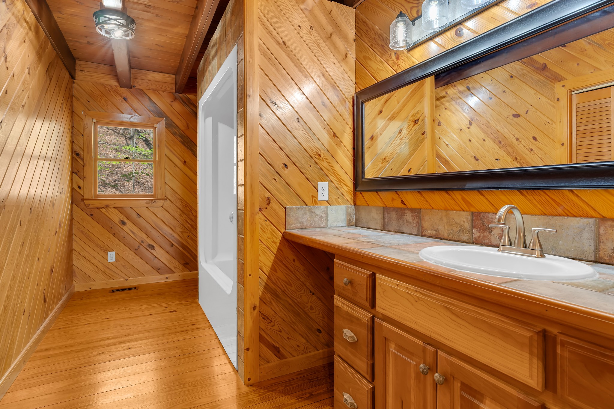 551 Shippmans Creek Road Wartrace TN 37183