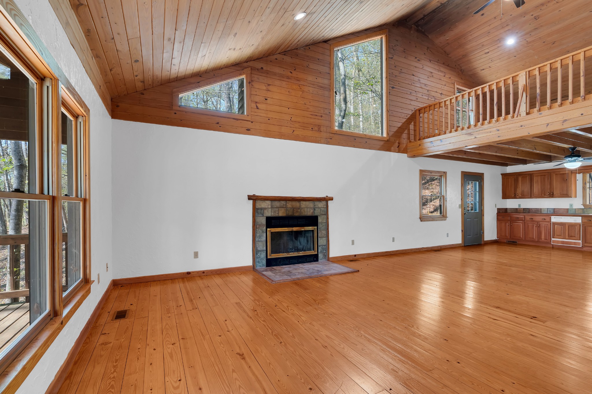 551 Shippmans Creek Road Wartrace TN 37183