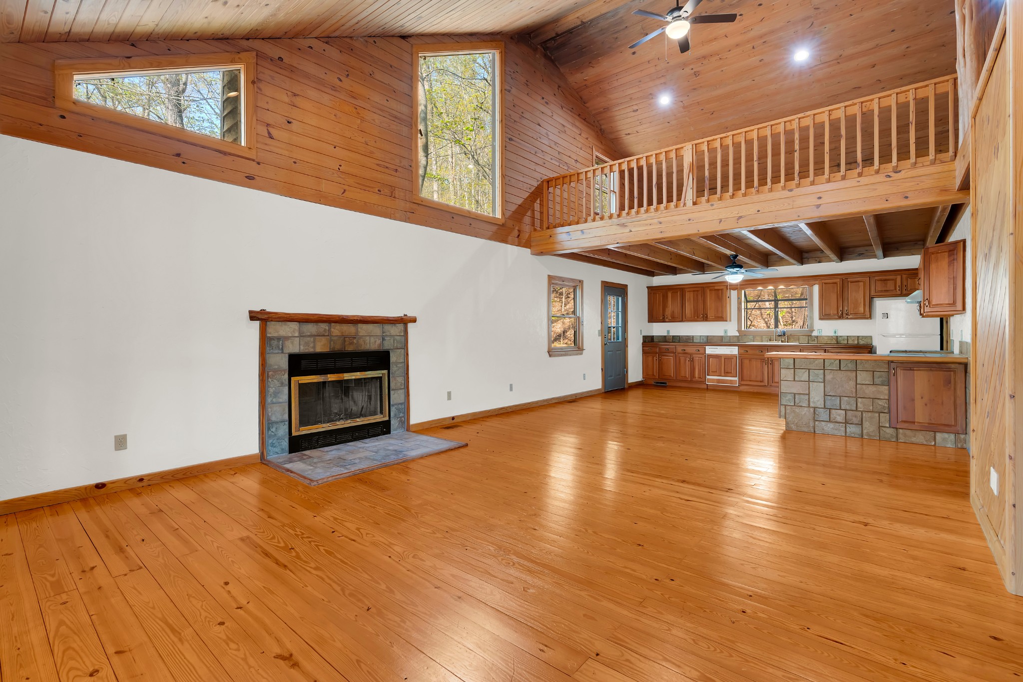 551 Shippmans Creek Road Wartrace TN 37183