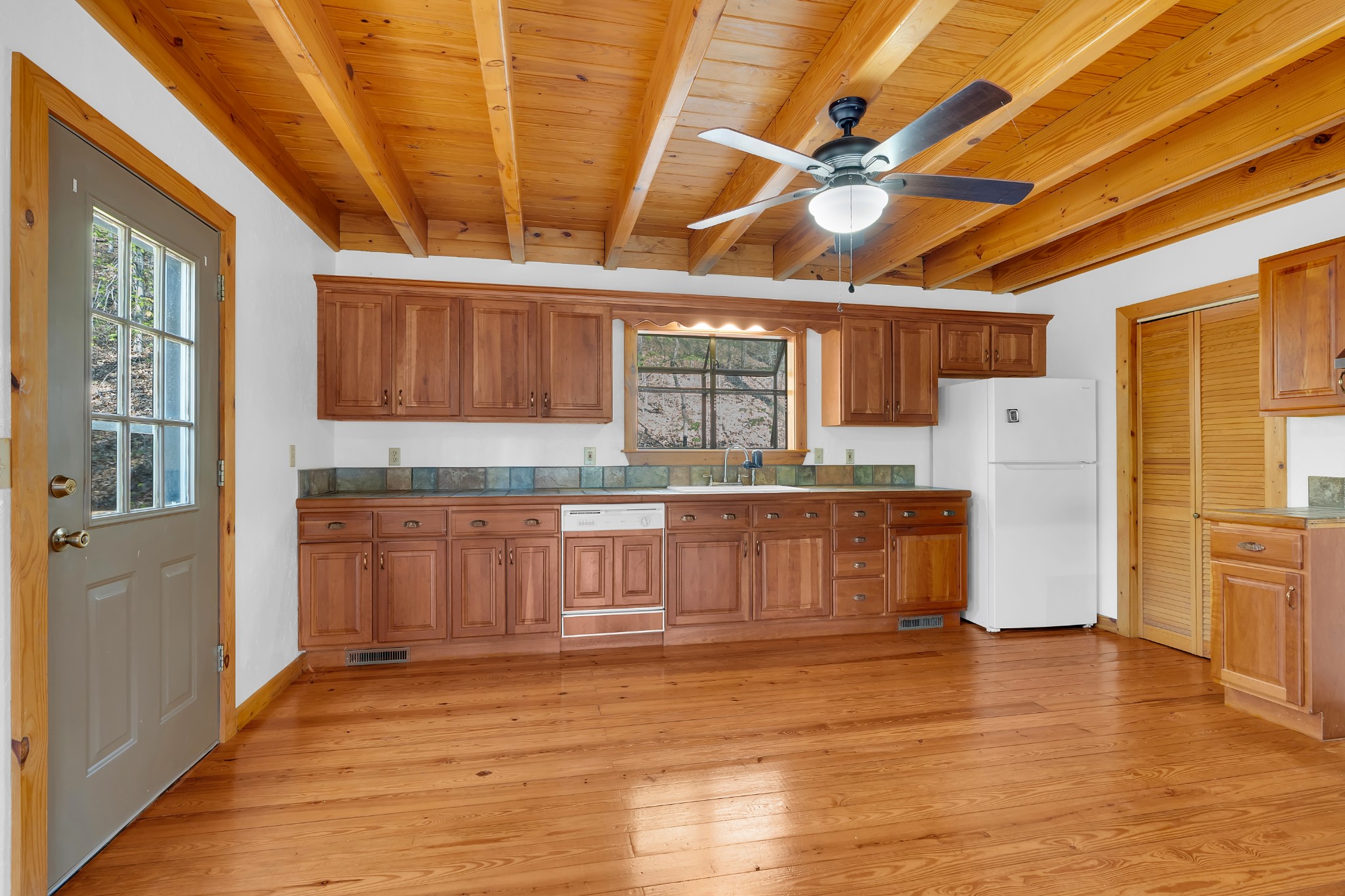 551 Shippmans Creek Road Wartrace TN 37183