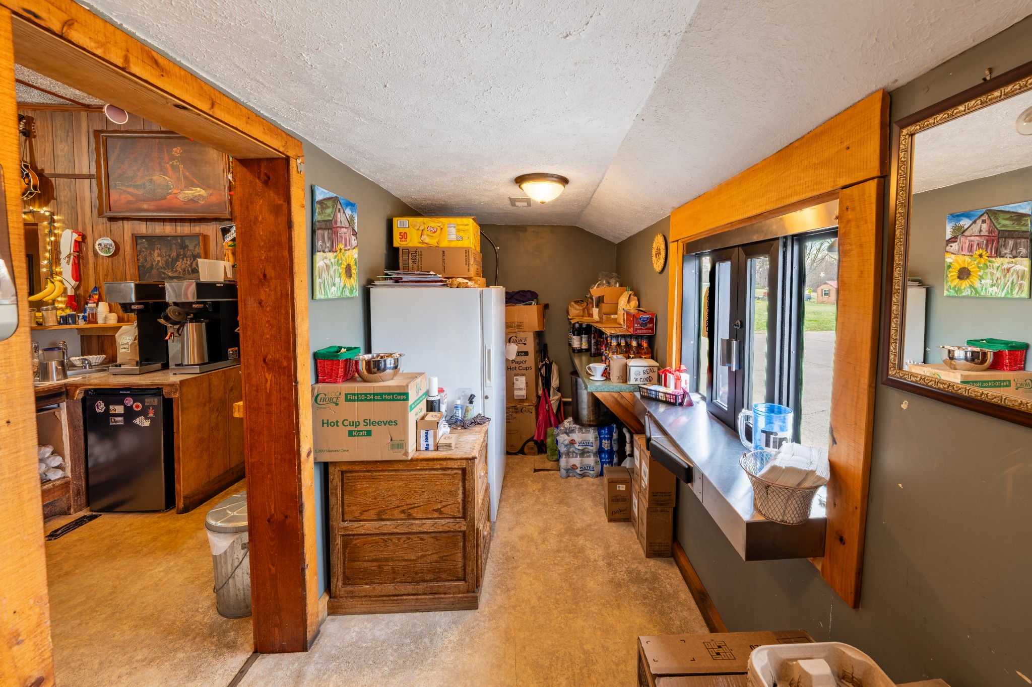 1652 Highway 31, W Goodlettsville TN 37072