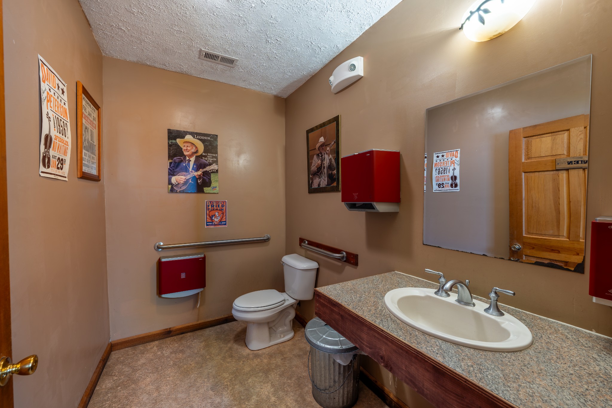 1652 Highway 31, W Goodlettsville TN 37072