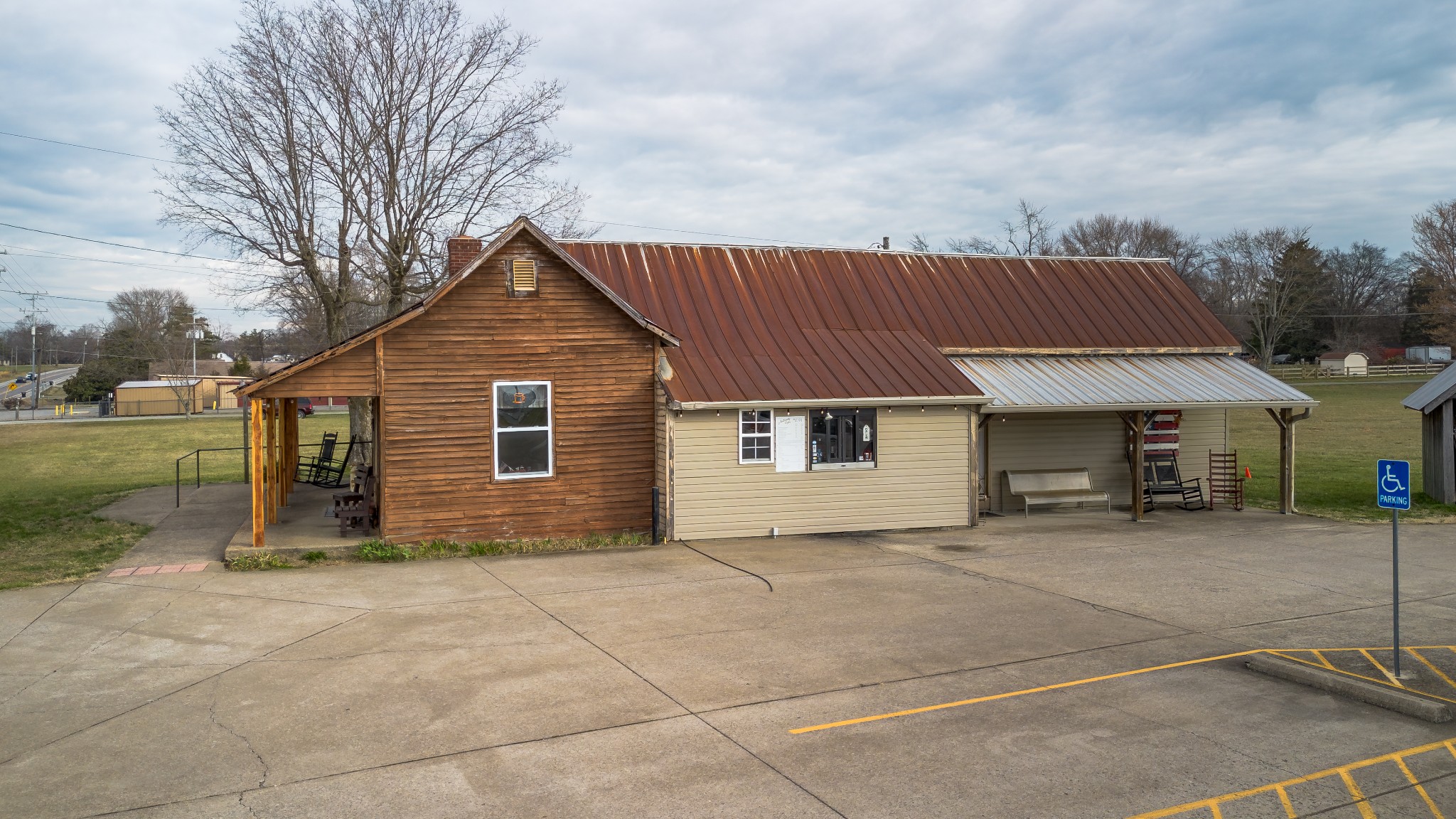 1652 Highway 31, W Goodlettsville TN 37072