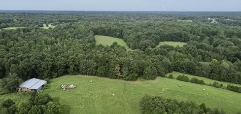 5128 Louise Road Cumberland Furnace TN 37051
