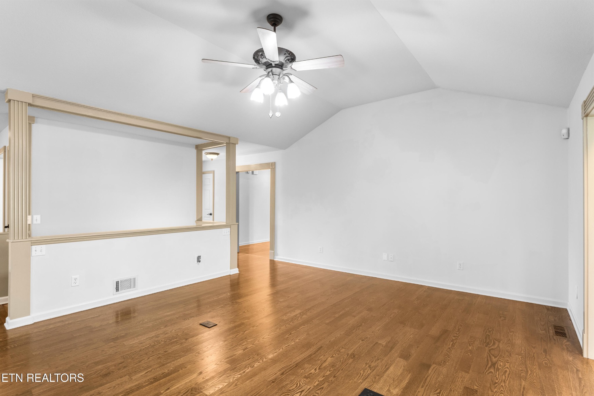 407 Tecumseh Point Loudon TN 37774