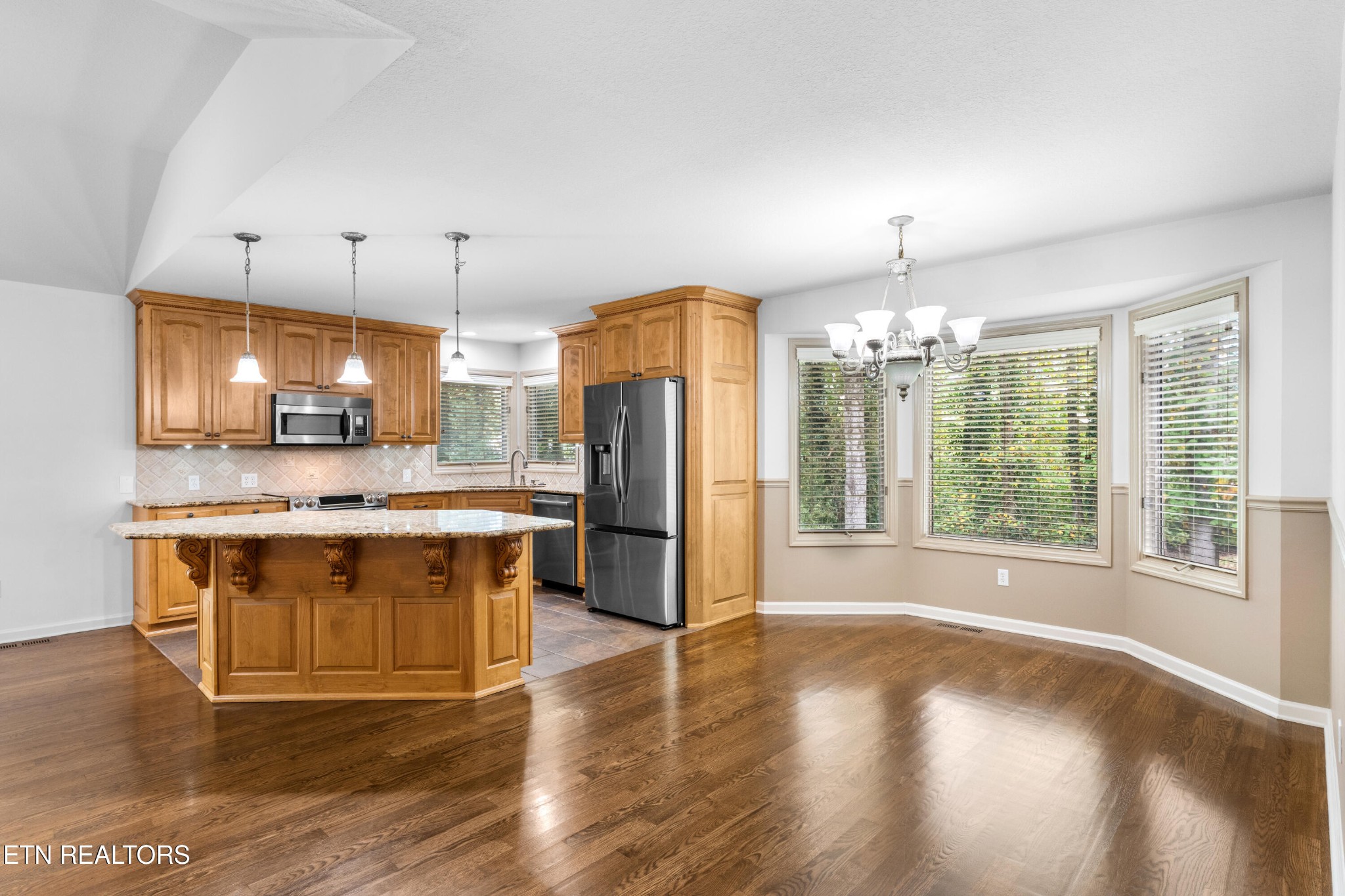 407 Tecumseh Point Loudon TN 37774