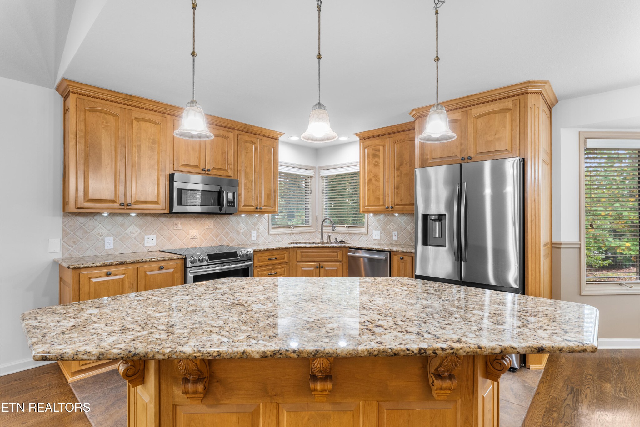 407 Tecumseh Point Loudon TN 37774