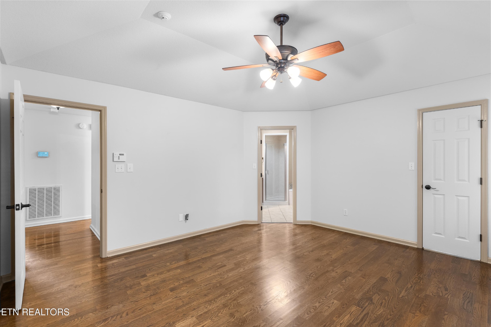 407 Tecumseh Point Loudon TN 37774