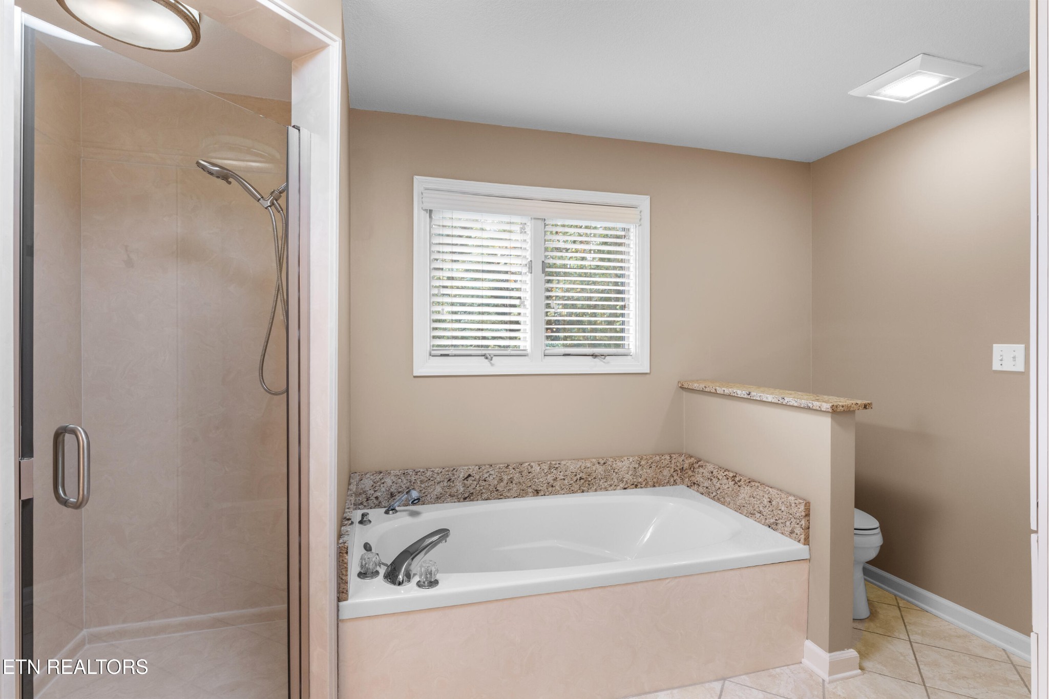 407 Tecumseh Point Loudon TN 37774