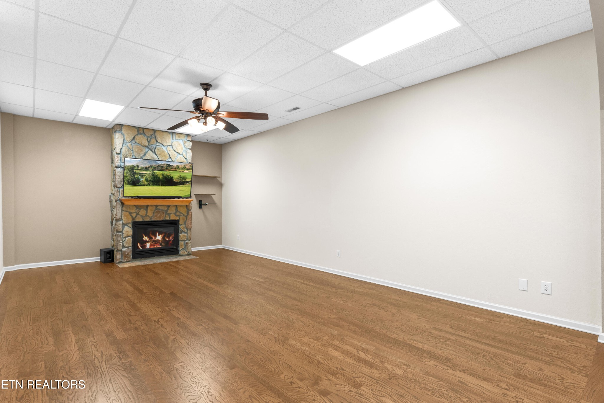 407 Tecumseh Point Loudon TN 37774