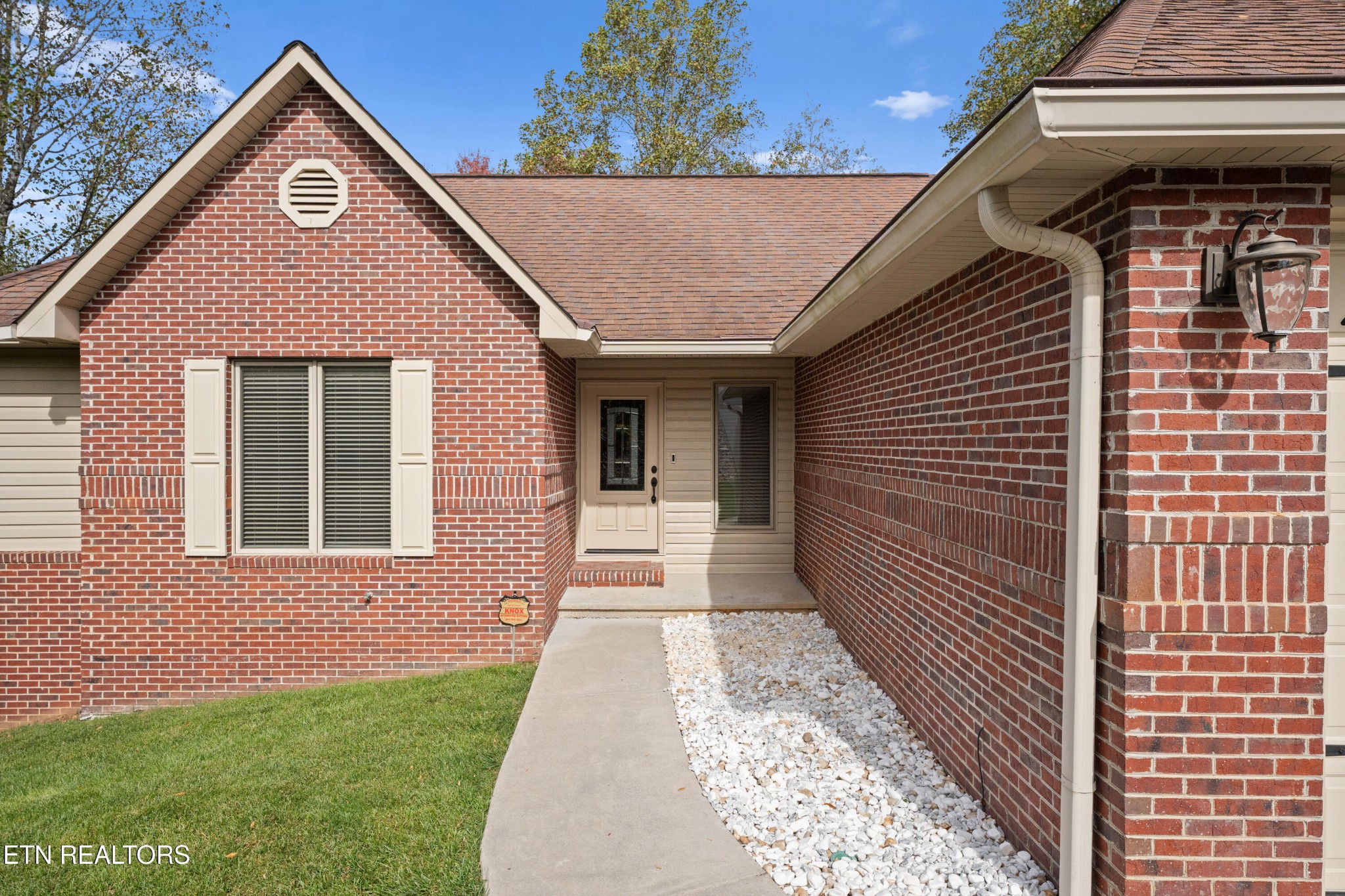 407 Tecumseh Point Loudon TN 37774