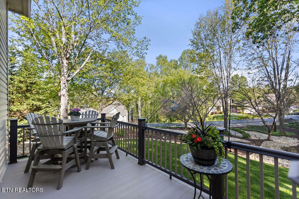 407 Tecumseh Point Loudon TN 37774