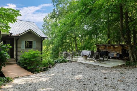 2541 Sparkmantown Road Doyle TN 38559