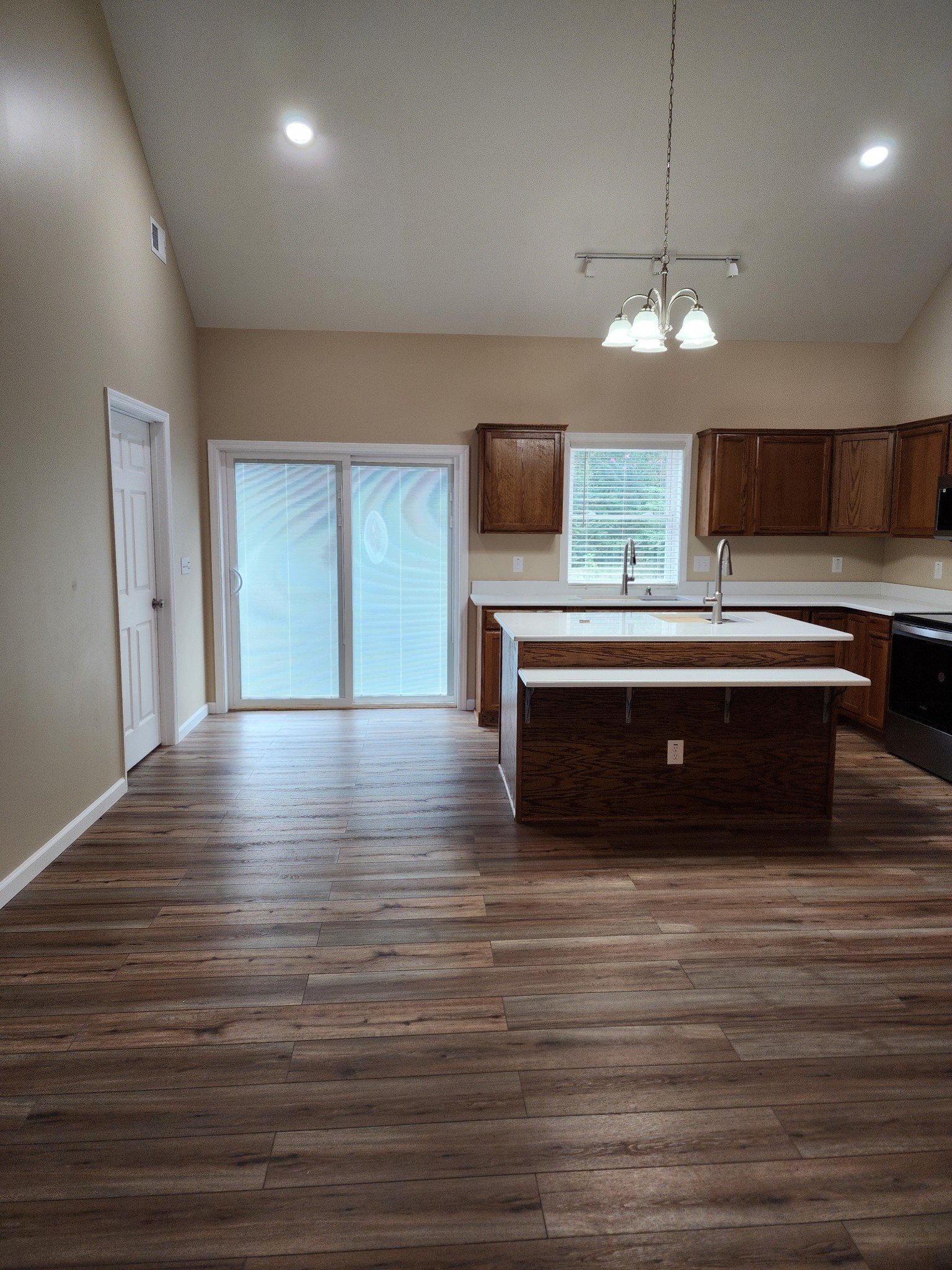 222 E Meadow Circle Clarksville TN 37043