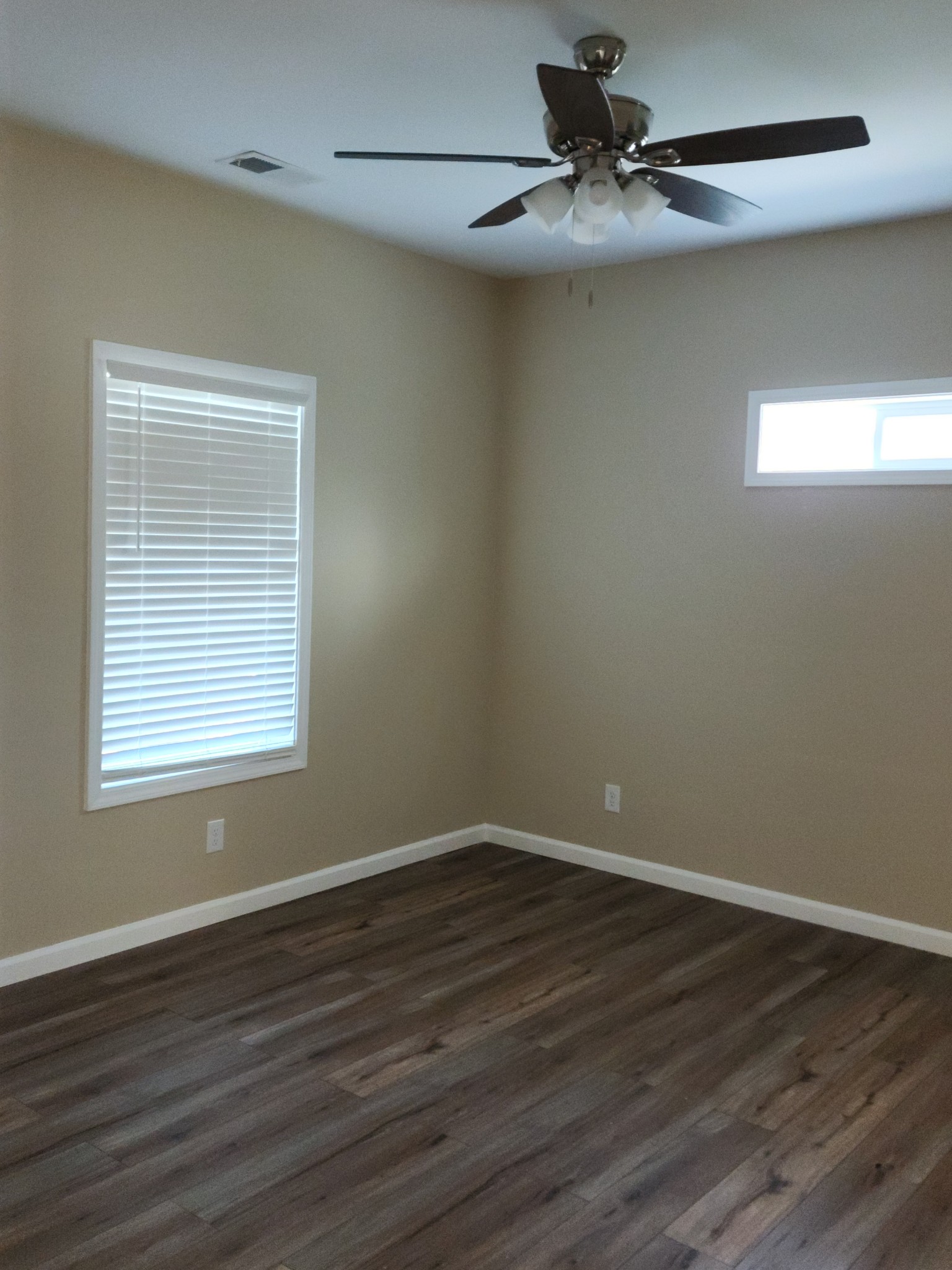 222 E Meadow Circle Clarksville TN 37043