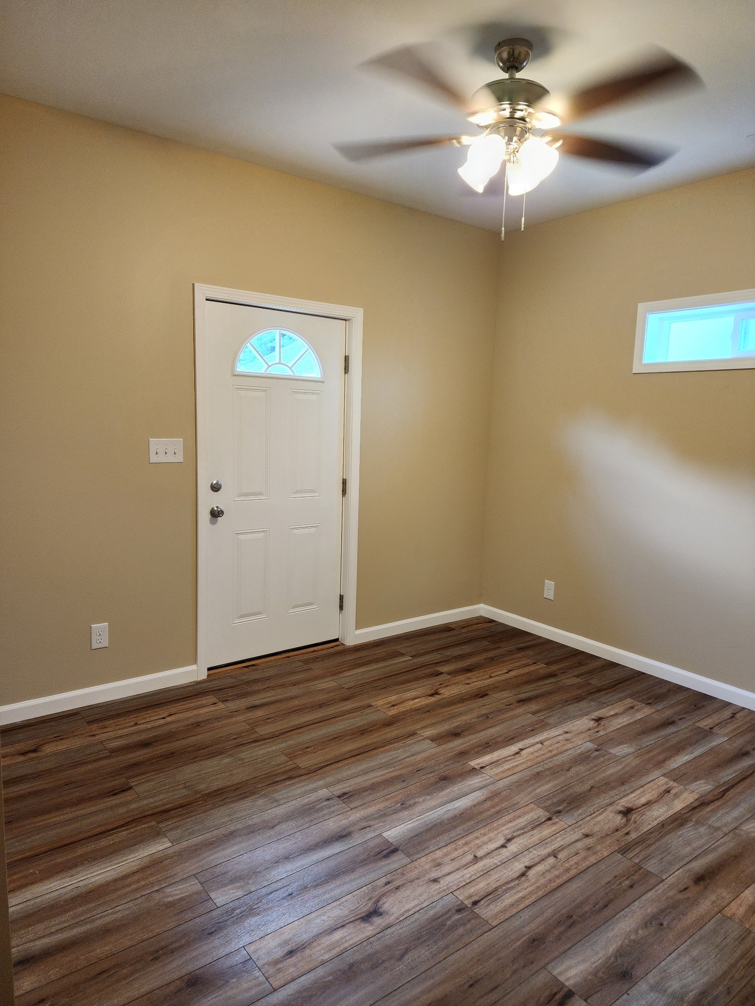 222 E Meadow Circle Clarksville TN 37043