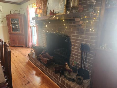 316 Old Highway 25 E Castalian Springs TN 37031