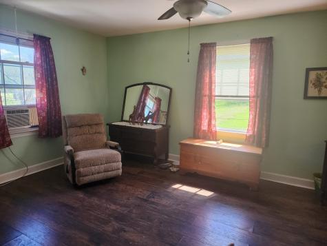 316 Old Highway 25 E Castalian Springs TN 37031