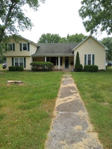 316 Old Highway 25 E Castalian Springs TN 37031