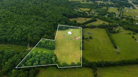 6866 Daus Mountain Road Whitwell TN 37397