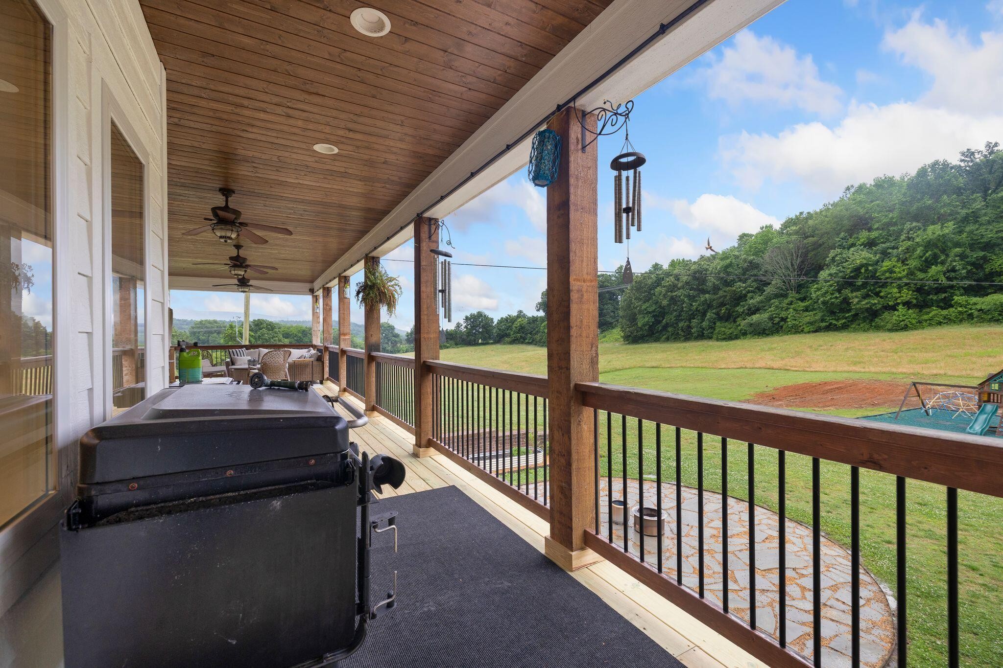 6866 Daus Mountain Road Whitwell TN 37397